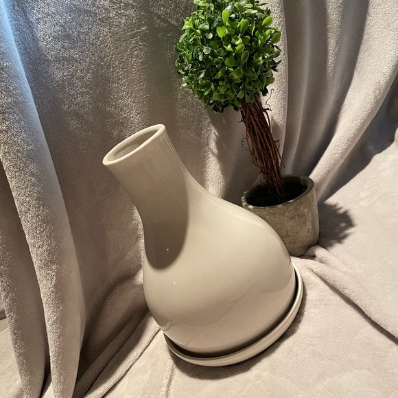 ‼️3/$33‼️ ✨🍶Vintage Vase🍶✨ - Picture 2 of 5